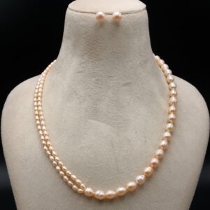 Stylish Pearl Necklace Set