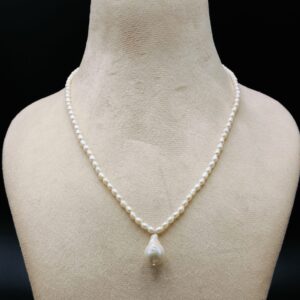 Natural White Pearl Necklace with Baroque Pendent