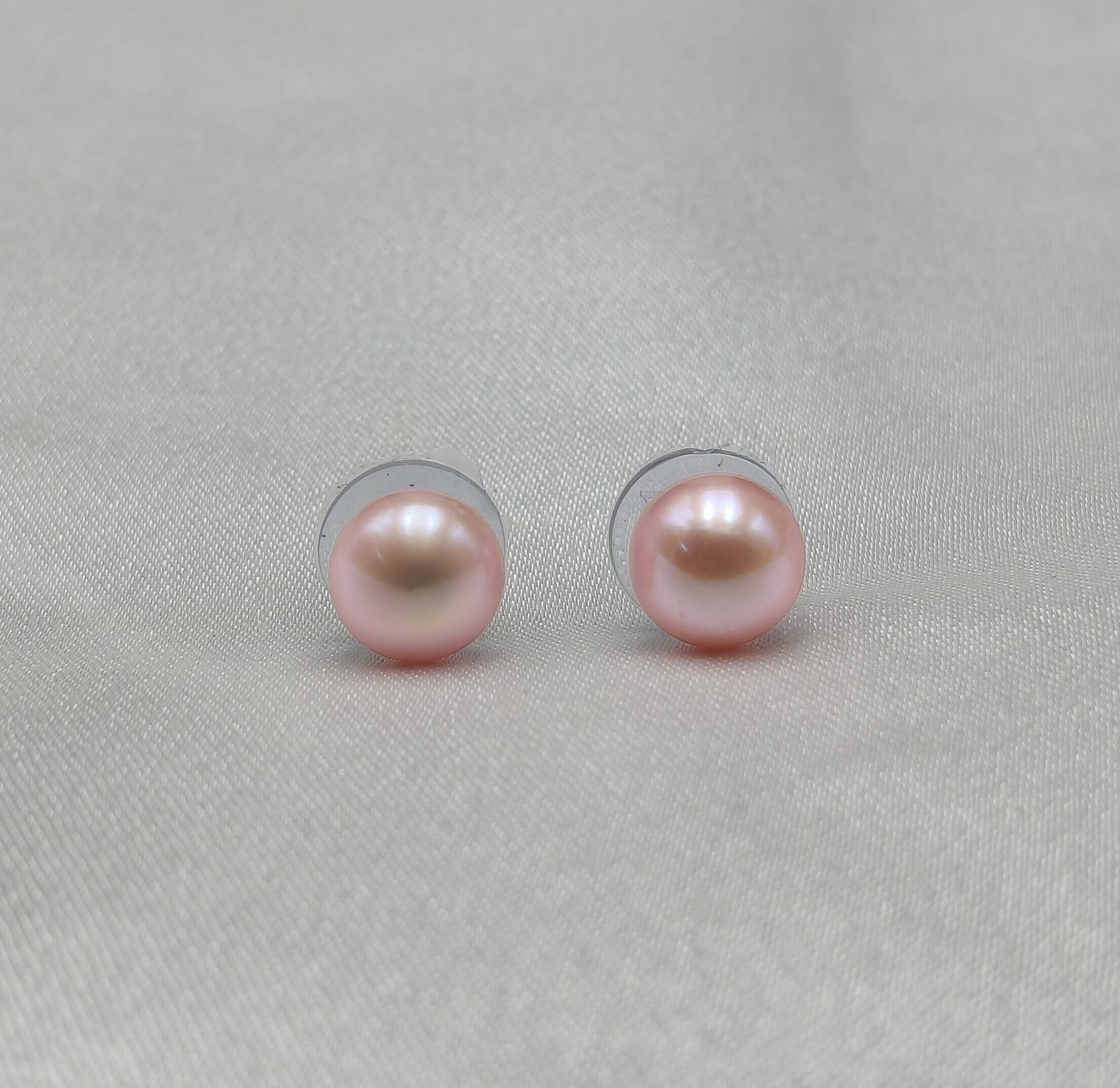 AAA Freshwater Pink Pearl Stud Earrings