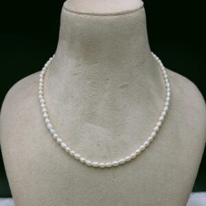 Beautiful Simple One Line Pearl Necklace