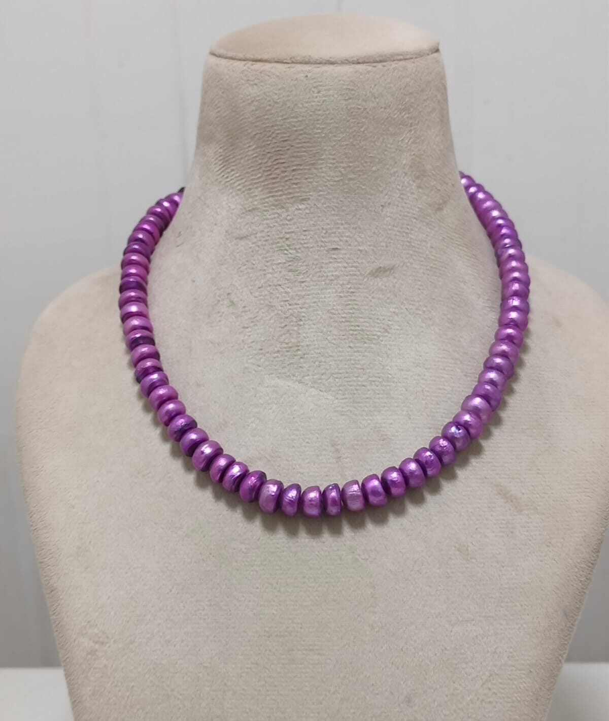 One Layer Flat Shape Pearl Necklace