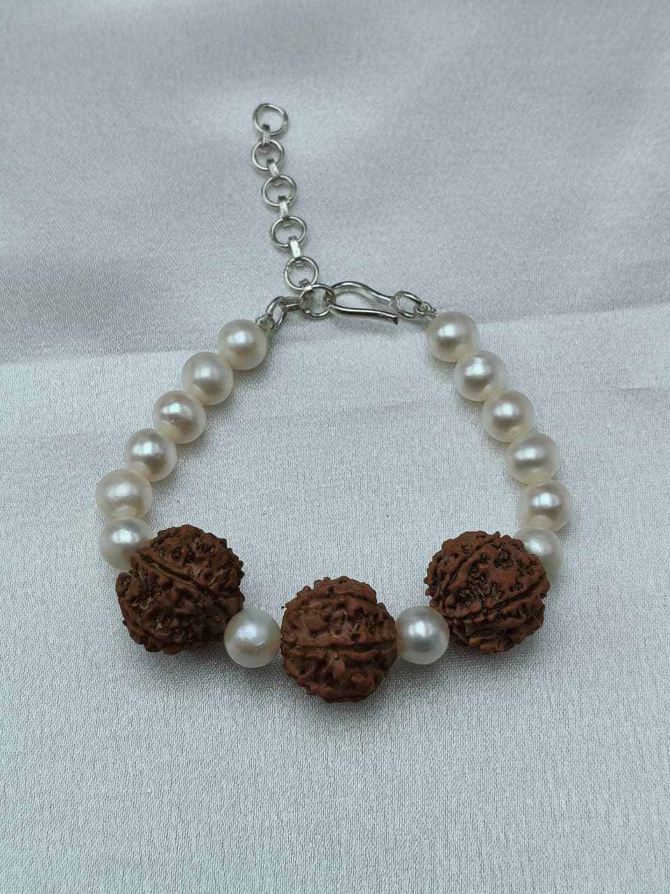 Real Freshwater Pearl & Rudraksha Bracelet