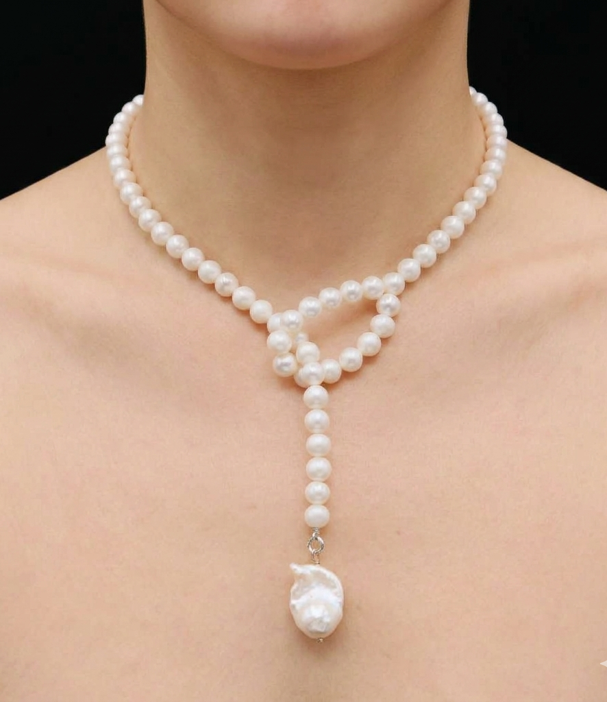 Freshwater Tai Pearl Necklace with Baroque Pendent