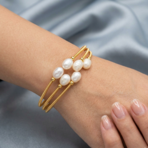 Elegant Freshwater Pearl Bracelet